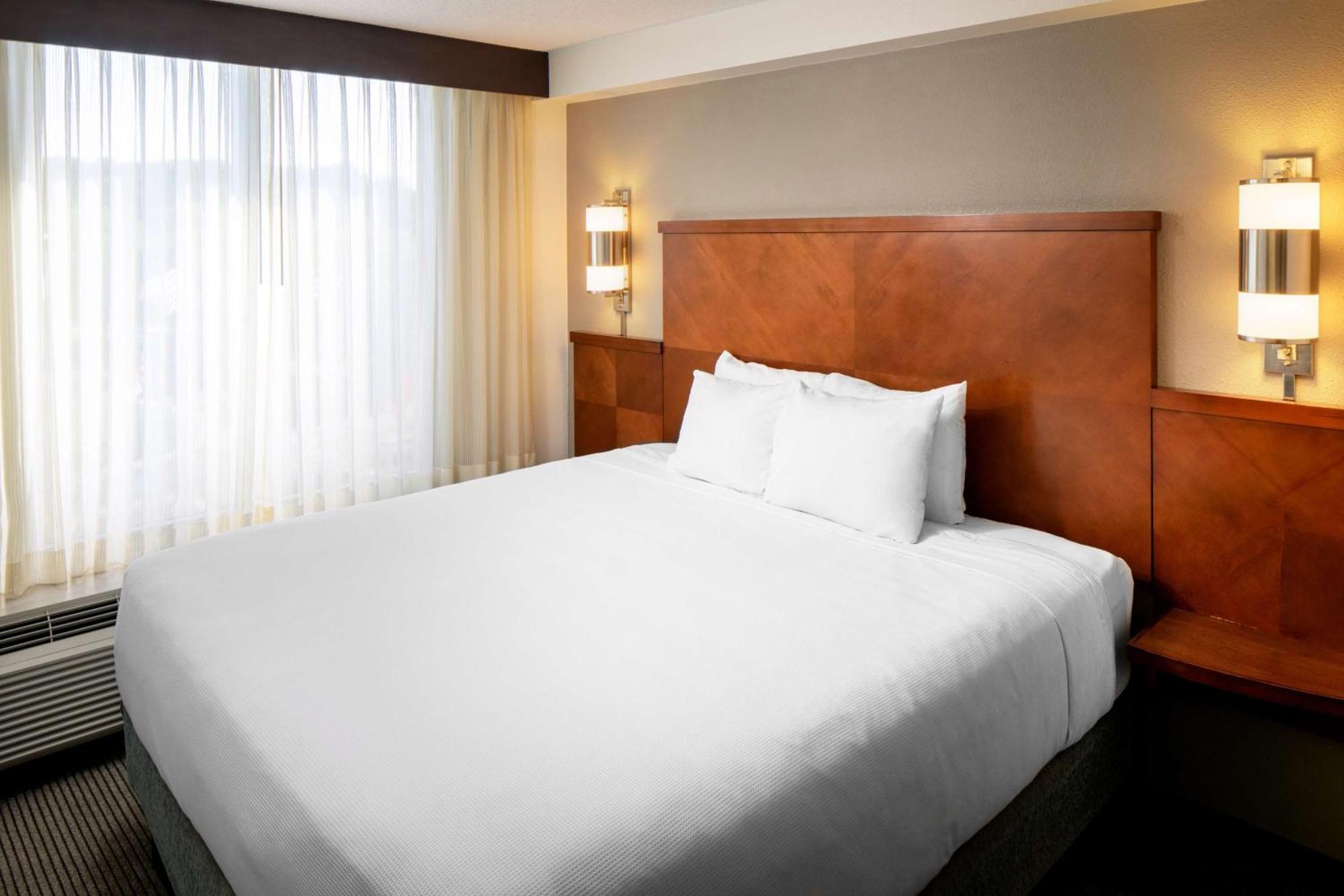 ไฮแอท เพลซ ดัลลัส พาร์ค เซ็นทรัล Hotel ภายนอก รูปภาพ